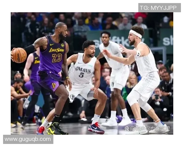 热火与湖人激战四场直播回顾精彩瞬间与赛后分析