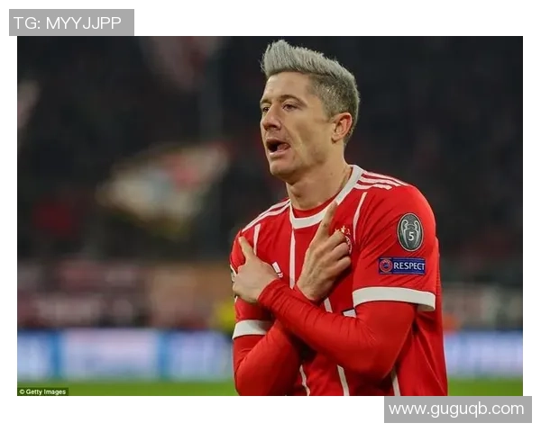 莱万重返德甲赛场引发拜仁球迷愤怒狂嘘称其忘恩负义