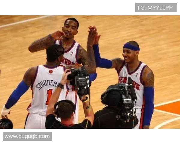 贾雷斯沃克：未来篮球明星的崛起与发展之路